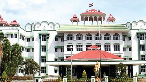 மதுரை ஐகோர்ட்டுக்கு வருகிற 25-ந்தேதி வரை தசரா விடுமுறை