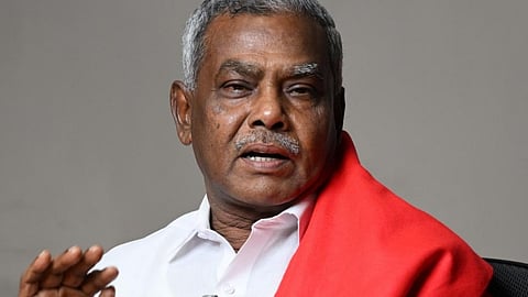 பெ சண்முகம்