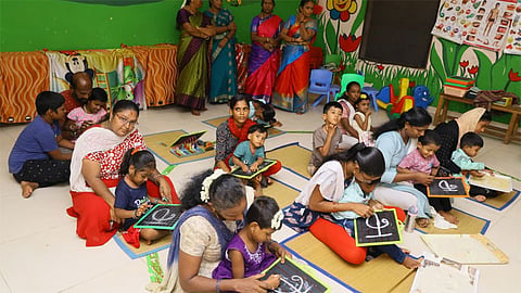 பள்ளிகளில் மாணவர் சேர்க்கை
