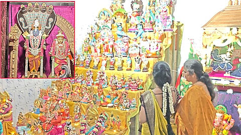 வாணியம்பாடி பாண்டுரங்கன் ஆலயத்தில் நவராத்திரி விழா- பக்தர்களை வெகுவாக கவர்ந்த பிரமாண்ட கொலு