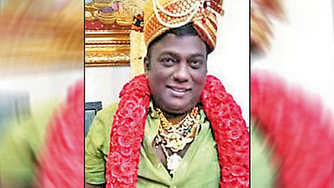 குறைந்த வட்டிக்கு கடன் வாங்கி தருவதாக கூறி ரூ.100 கோடி மோசடி; 3 பேர் கைது