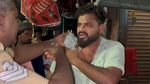 மதுபோதையில் பென்ஸ் காரை ஓட்டி விபத்து: போலீசாரிடம் அட்ராசிட்டி செய்த ஓட்டுநர்.