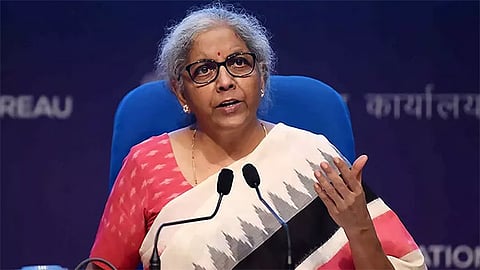 ‘அனைத்து பிரச்சினைகளையும் அரசியலாக்குவதை ராகுல் காந்தி நிறுத்திக் கொள்ள வேண்டும்’ - நிர்மலா சீதாராமன்