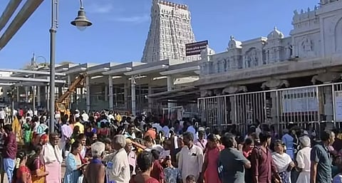 திருச்செந்தூரில் கந்தசஷ்டி திருவிழா: பக்தர்கள் விரதமிருக்க 16 இடங்களில் கூடாரம் அமைக்க முடிவு