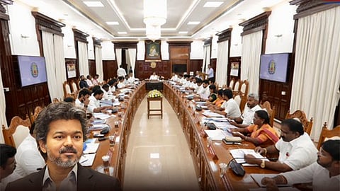 கண்காணிப்பு வளையத்தில் அமைச்சர்கள்: முதல்-அமைச்சர் விஜய் எச்சரிக்கை