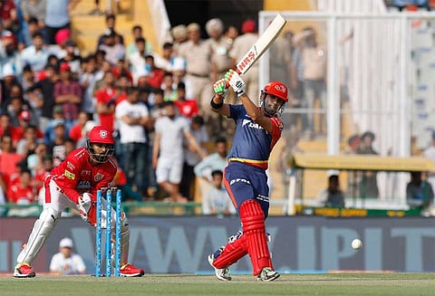 ஐ.பி.எல். 2018 : பஞ்சாப்பிற்கு எதிரான ஆட்டத்தில் கம்பீர் அரை சதம்