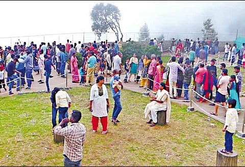 கொடைக்கானலில் குளு, குளு சீசன் தொடக்கம்