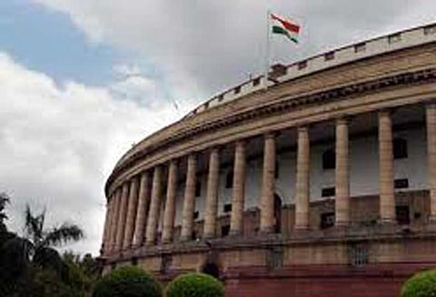 சுப்ரீம் கோர்ட்டு உத்தரவை முறியடிக்கும் வகையில் வன்கொடுமை தடுப்பு சட்டத்தை மீண்டும் வலுப்படுத்தும் மசோதா: மத்திய மந்திரிசபை ஒப்புதல்