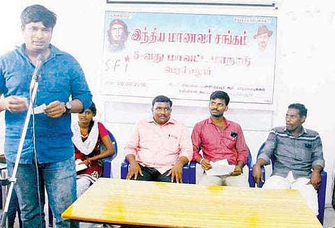 தனியார் பள்ளி, கல்லூரிகளில் கட்டண கொள்ளையை அரசு தடுத்து நிறுத்த வேண்டும்