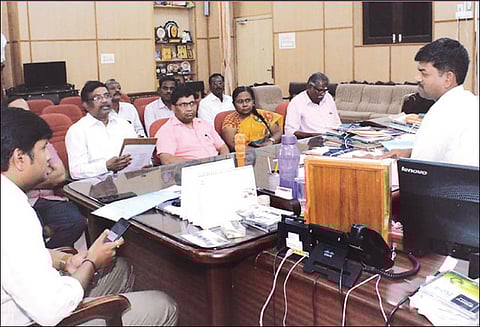 மாணவ-மாணவிகளுக்கு குடற்புழு நீக்க மாத்திரை வழங்க நடவடிக்கை