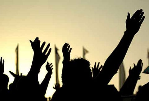 திருமருகல் அருகே வளப்பாற்றில் படுக்கை அணை கட்டப்படுமா? - விவசாயிகள் எதிர்பார்ப்பு