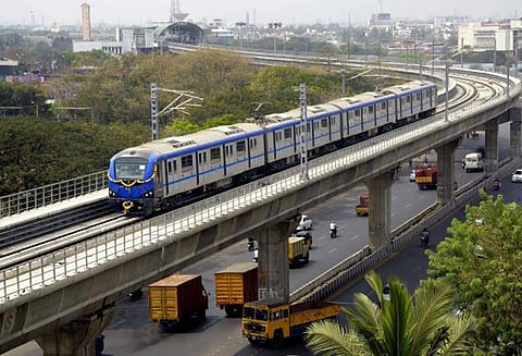 3 கி.மீ. தூரத்துக்கு செல்லலாம் மெட்ரோ ரெயில் நிலையங்களில் இருந்து டாக்சி, ஷேர்–ஆட்டோ சேவை
