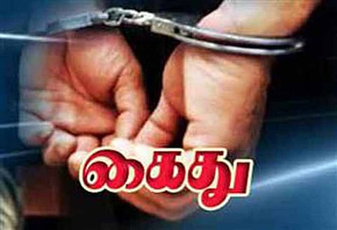 தி.மு.க. பிரமுகர் கொலை வழக்கில் அண்ணன், தம்பி உள்பட 3 பேர் கைது