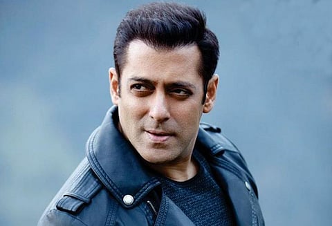 நடிகர் சல்மான்கான் உடற்பயிற்சி வீடியோ வெளியிட்டார்