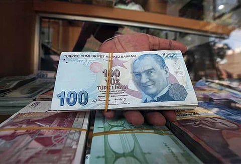 துருக்கி நாணய மதிப்பில் பெரும் சரிவு