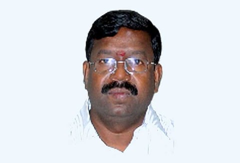 ‘பிறப்பு, இறப்பு சான்றிதழ்களை காலதாமதமின்றி பொதுமக்களுக்கு வழங்க வேண்டும்’ - அலுவலர்களுக்கு கலெக்டர் சுப்பிரமணியன் உத்தரவு