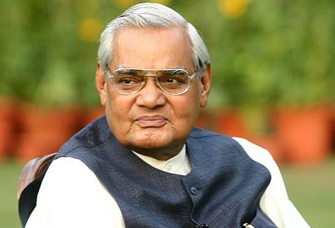 வாஜ்பாய் அஸ்தி நாளை சென்னை வருகிறது தமிழகத்தில் 6 இடங்களில் கரைக்க ஏற்பாடு