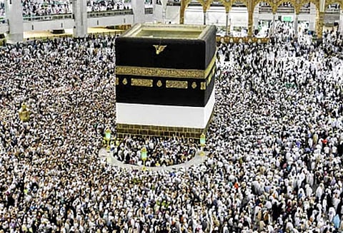 ஹஜ் யாத்திரையை நிறைவேற்ற மெக்கா நகரில் குவிந்த 20 லட்சம் இஸ்லாமியர்கள்