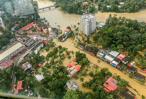 மற்றொரு நாடு நல்லெண்ண அடிப்படையில் நிதியுதவி வழங்கினால் மத்திய அரசு ஏற்க வேண்டும் - பினராயி விஜயன்