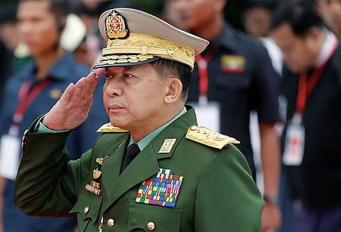 ராணுவ தளபதியின் பேஸ்புக் கணக்கிற்கு தடை - பேஸ்புக் நிர்வாகம் அதிரடி