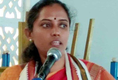 தொடர்ந்து பெட்ரோல்-டீசல் உயர்வு: அச்சே தீன் யானை விலை ஹே! காங்கிரஸ் பிரமுகர் குற்றசாட்டு