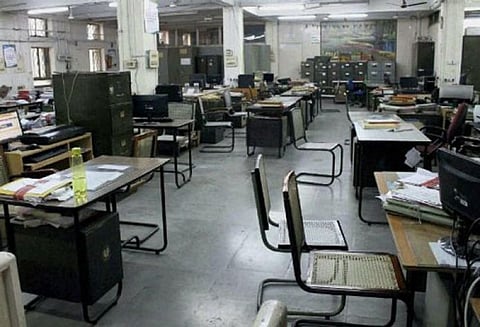 ஜம்முவில் பணிநேரத்தில் ஆப்சென்ட்; 48 அரசு ஊழியர்களுக்கு சம்பளம் நிறுத்தம்