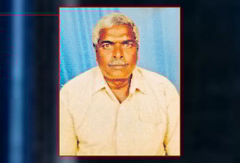 பள்ளிப்பட்டு அருகே லாரி மோதி தொழிலாளி பலி