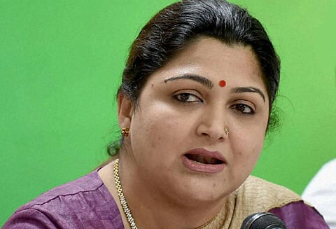 பிரதமரை அவமதிக்கும் கார்ட்டூன் நடிகை குஷ்பு கண்டனம்