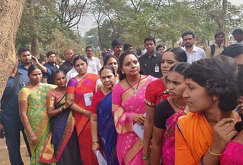 தெலுங்கானாவில் 9.30 மணி நிலவரப்படி 10.15 சதவீத ஓட்டுப்பதிவு