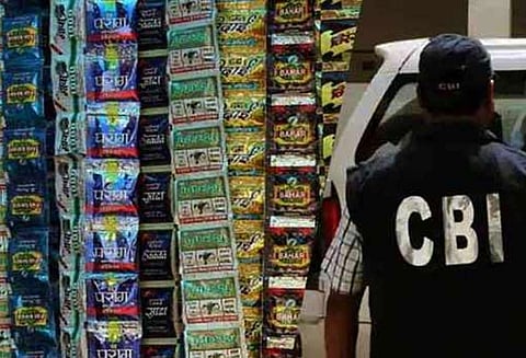 குட்கா ஊழல் வழக்கில் அமைச்சரின் உதவியாளரிடம் 7½ மணி நேரம் சி.பி.ஐ. விசாரணை கிடுக்கிப்பிடி கேள்விகளை கேட்டு திணறடித்தனர்