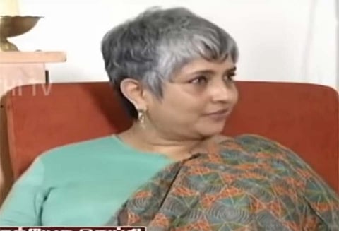 ஜெயலலிதாவை விட்டு அவரது சொந்தங்கள் விலகி இருந்ததற்கான காரணம் என்ன?