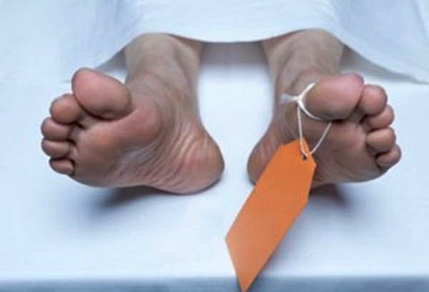 திருமண ஊர்வலத்தில் விபரீதம்: துப்பாக்கியால் உற்சாகமாக சுட்டதில் குண்டு பாய்ந்து பெண் பலி