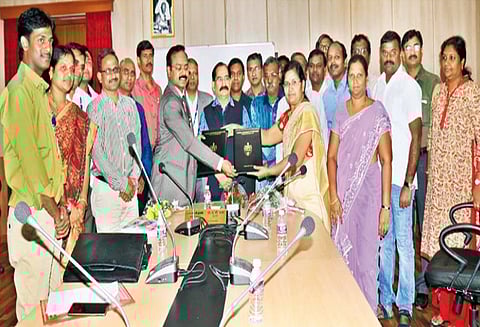 இந்திய உணவு பதன தொழில் நுட்ப கழகத்துடன் திருவாரூர் மத்திய பல்கலைக்கழகம் புரிந்துணர்வு ஒப்பந்தம்