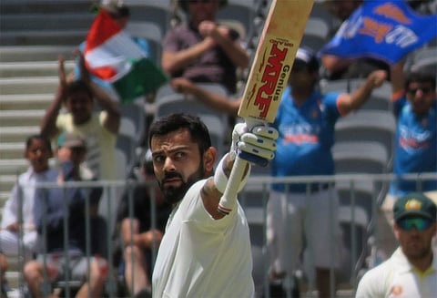 ஆஸ்திரேலியாவுக்கு எதிரான 2-வது டெஸ்ட் கிரிக்கெட்: விராட் கோலி சதம் அடித்து அபாரம்