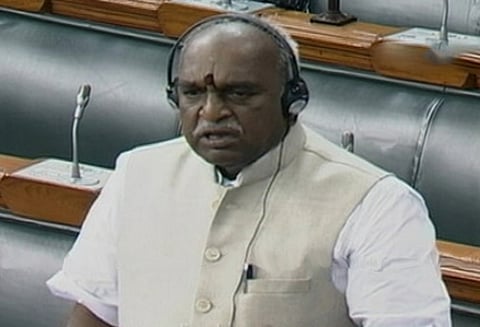 சபரிமலையில் பொன்.ராதாகிருஷ்ணன் தடுக்கப்பட்ட விவகாரம்: மக்களவையில் உரிமை பிரச்சினை