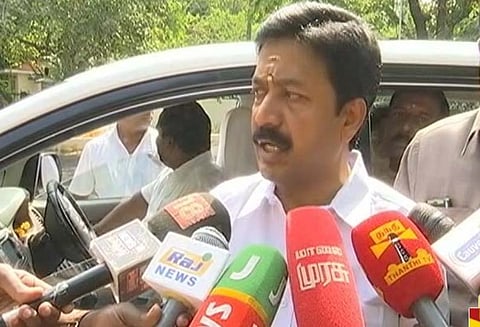 பொன்.மாணிக்கவேல் நேர்மையானவர் என்று யார் சொன்னது? அவர் மீதான குற்றச்சாட்டுகள் விசாரிக்கப்பட வேண்டும் - சி.வி.சண்முகம்