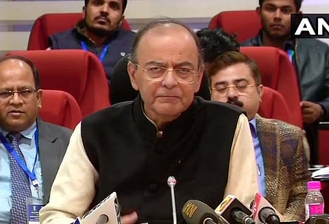 28 சதவீத உச்சபட்ச 28 சதவீத ஜி.எஸ்.டி. பிரிவில் 34 சொகுசு பொருட்களே உள்ளன - அருண் ஜெட்லி