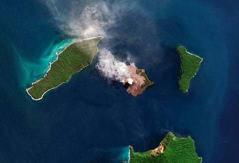 இந்தோனேசியாவில் ஏற்பட்ட சுனாமிக்கு 43 பேர் பலி