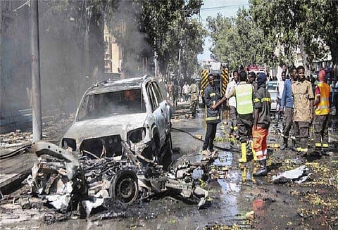 சோமாலியா: அதிபர் மாளிகை அருகே அடுத்தடுத்து குண்டு வெடிப்பு - 22 பேர் பலி