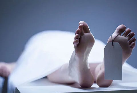 ராஜஸ்தானில் கல்லால் அடித்து பெண் கொலை - கணவரை பிடித்து போலீஸ் விசாரணை