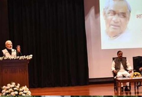 சிலருக்கு பதவி என்பது ஆக்சிஜனாக உள்ளது, அவர்களால் பதவி இல்லாமல் இருக்க முடியாது -பிரதமர் மோடி