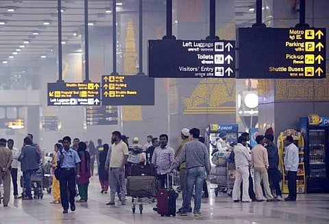 டெல்லியில் கடும் பனிமூட்டம்: விமானங்கள் தாமதம்