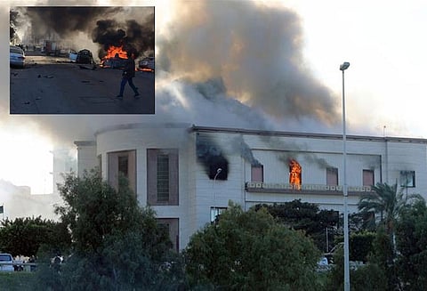 லிபியா: வெளியுறவுத்துறை அமைச்சக கட்டிடம் மீது தாக்குதல் - 3 பேர் பலி