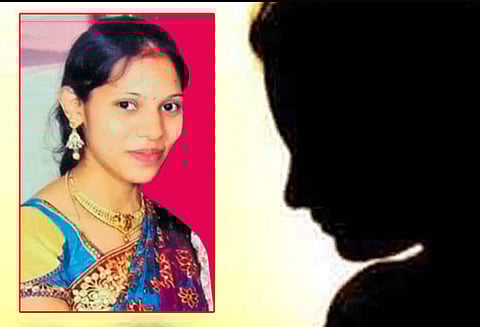 மாதவரத்தில் இளம்பெண் தூக்குப்போட்டு தற்கொலை