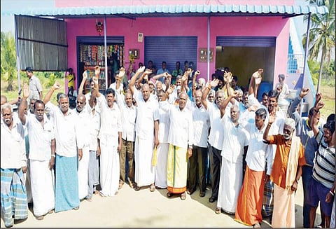 கிருஷ்ணகிரி அருகே டாஸ்மாக் கடை திறக்க பொதுமக்கள் எதிர்ப்பு