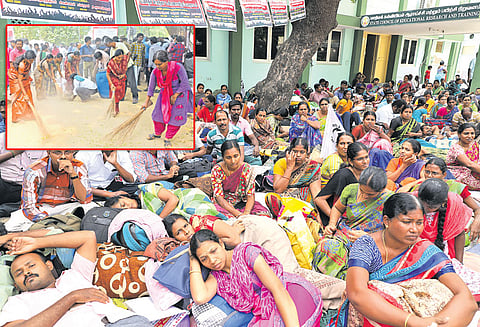 கடும்பனி, வெயிலையும் பொருட்படுத்தாமல் 5-வது நாளாக இடைநிலை ஆசிரியர்கள் போராட்டம்