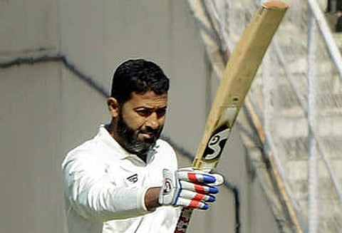 மும்பைக்கு எதிரான ரஞ்சி கிரிக்கெட்: வாசிம் ஜாபர் சதம் அடித்தார்