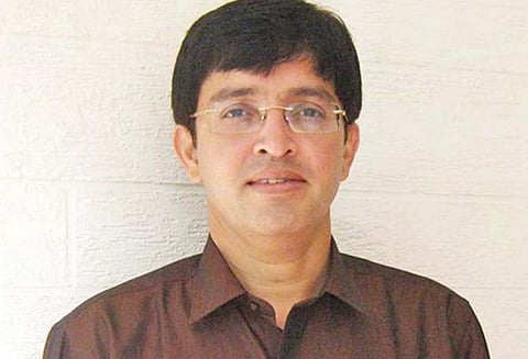 ஜெயலலிதா மரணம் குறித்து சுகாதாரத்துறை செயலாளர் ராதாகிருஷ்ணனை விசாரணைக்கு உட்படுத்த வேண்டும் - சி.வி.சண்முகம்