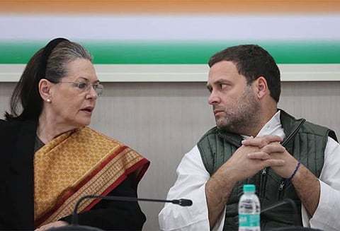 சோனியா காந்தி, ராகுல் காந்தி ராணுவ ஒப்பந்தங்களில் தலையிட்டது கிடையாது - ஏ.கே. அந்தோணி