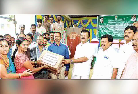 கெலமங்கலம் பேரூராட்சியில் 321 பயனாளிகளுக்கு ரூ.2.85 லட்சத்தில் நலத்திட்ட உதவிகள் அமைச்சர் பாலகிருஷ்ணரெட்டி வழங்கினார்